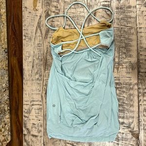 Lululemon size 4 light blue tank